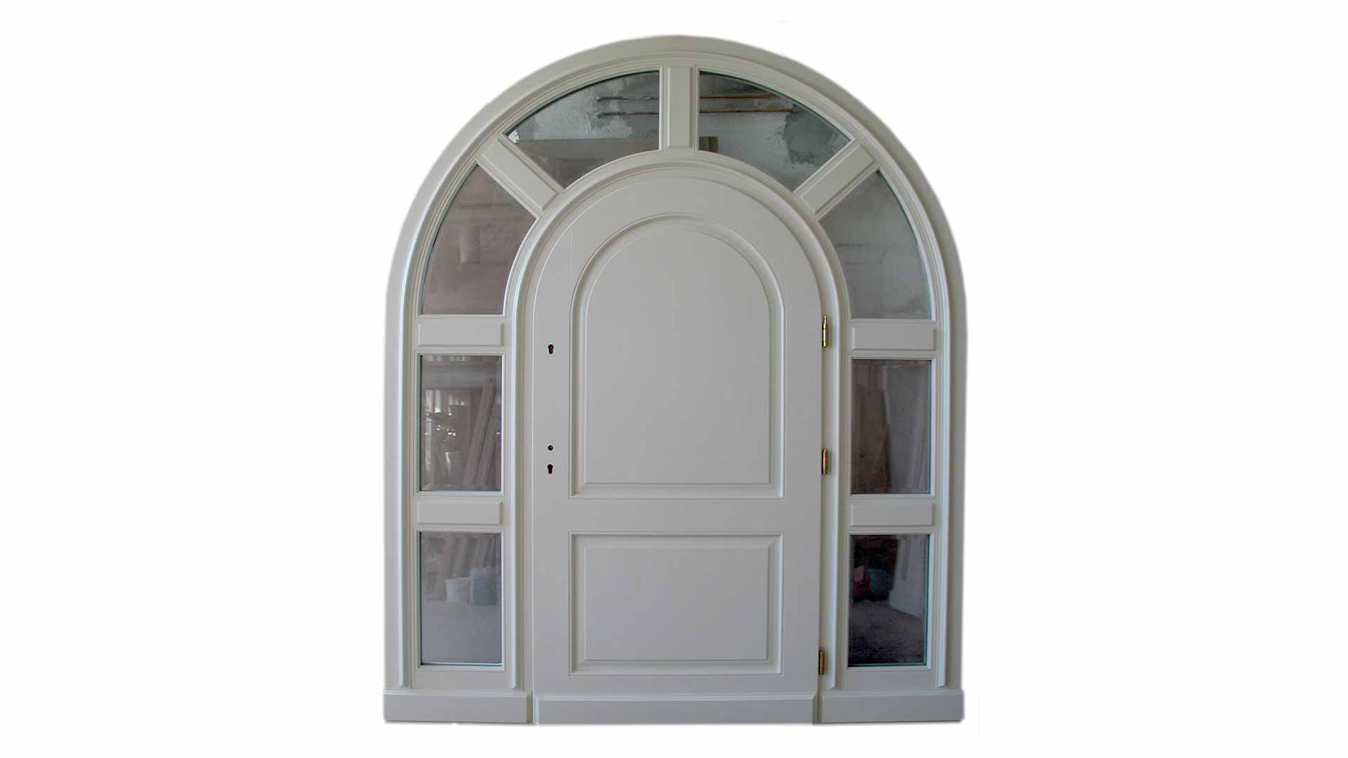 Drzwi zewnętrzne drewniane półokragłe